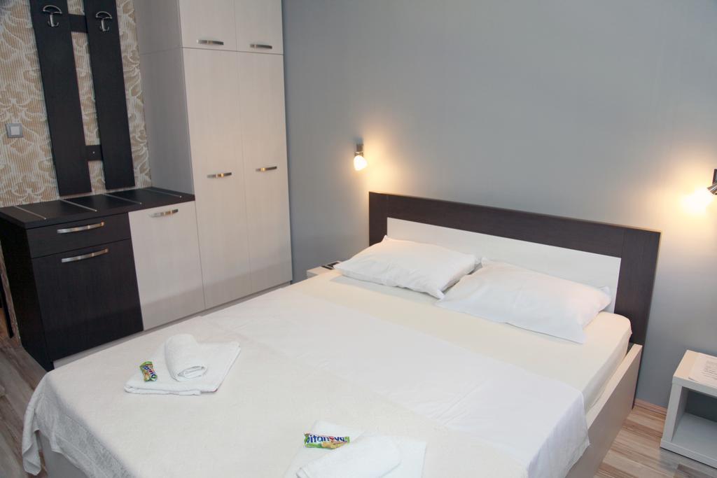 Silver House Hostel Čačak Szoba fotó
